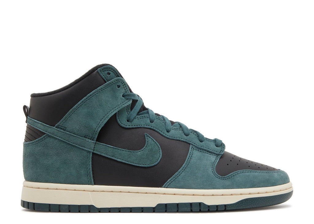 NIKE DUNK HIGH RETRO PRM